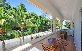 Yasad Luxury Beach Residence